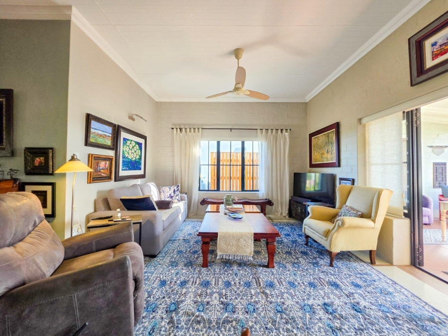 2 Bedroom Property for Sale in Stilbaai Western Cape